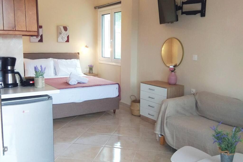 Elena Roza Apartment Mesongí Exterior photo